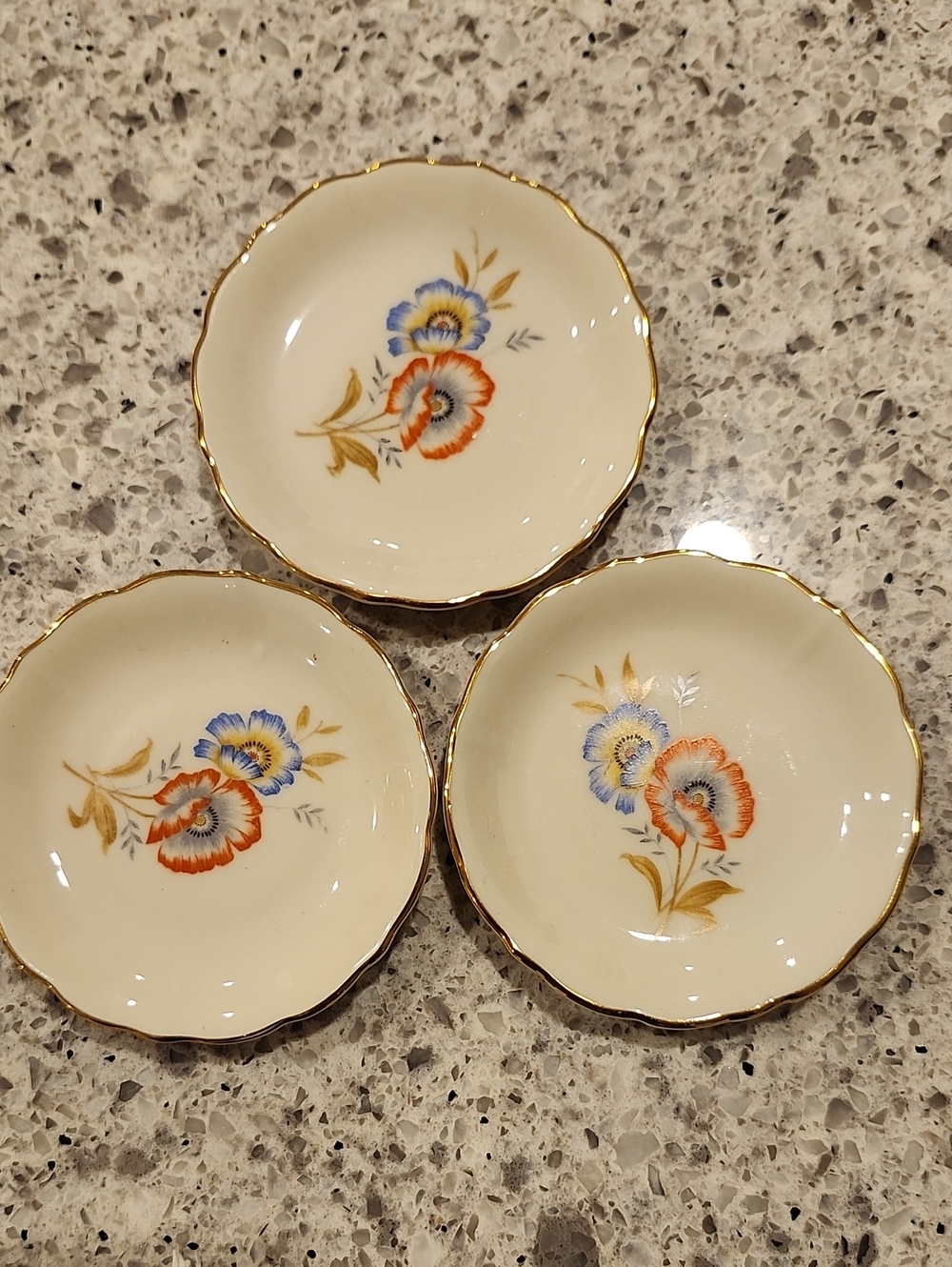 BAREUTHER BAVARIA Classic Floral Porcelain 3" Plates in Cream with Gold Trim